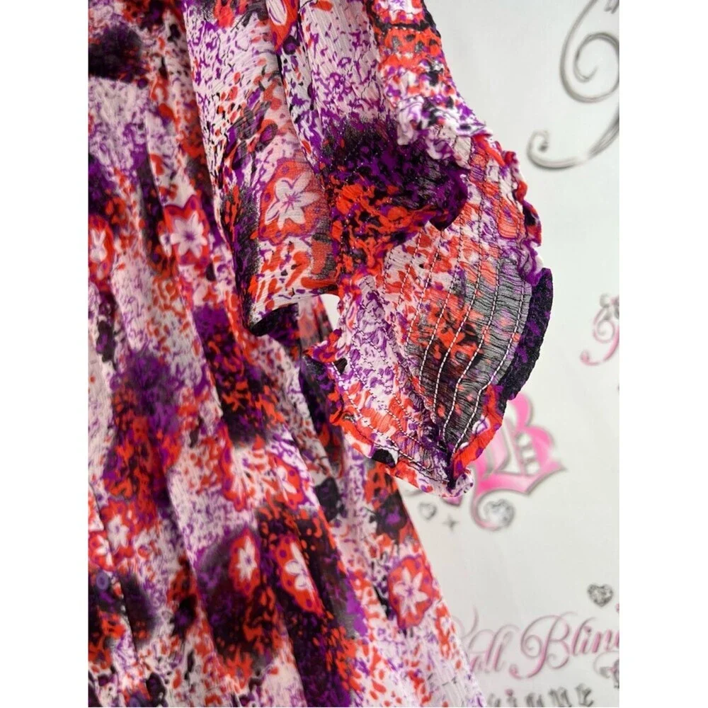Laura blouse floral flowers Purple & Red Floral Button-Front Women's Blouse